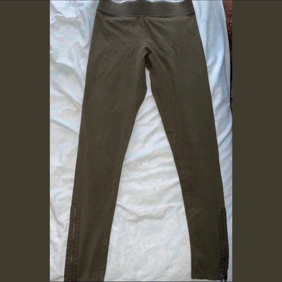 Leggings - Picture 1 of 5